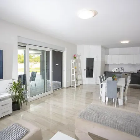 La Вилла Любушки